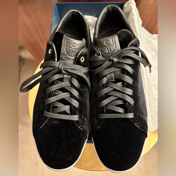 🖤🤍Black Velvet Cole Haan Ladies Tennis Shoes BNIB 🤍🖤 - Picture 8 of 12